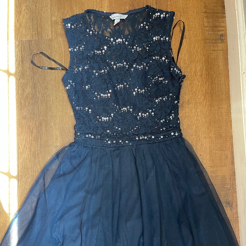 Speechless dark blue dress with sparkles